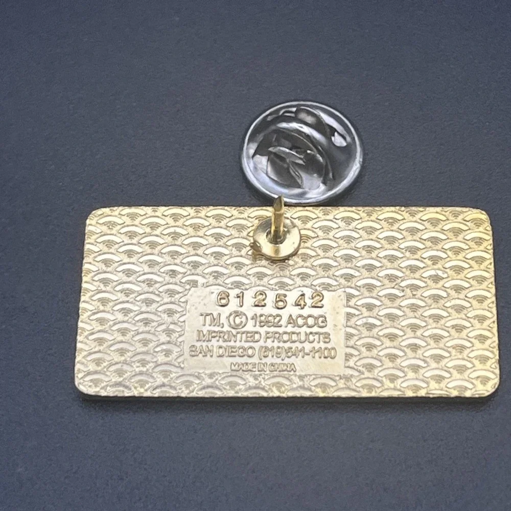 1996 Atlanta Olympic Games‎ Collection Seckinger Lee Izzy Mascot Lapel Hat Pin